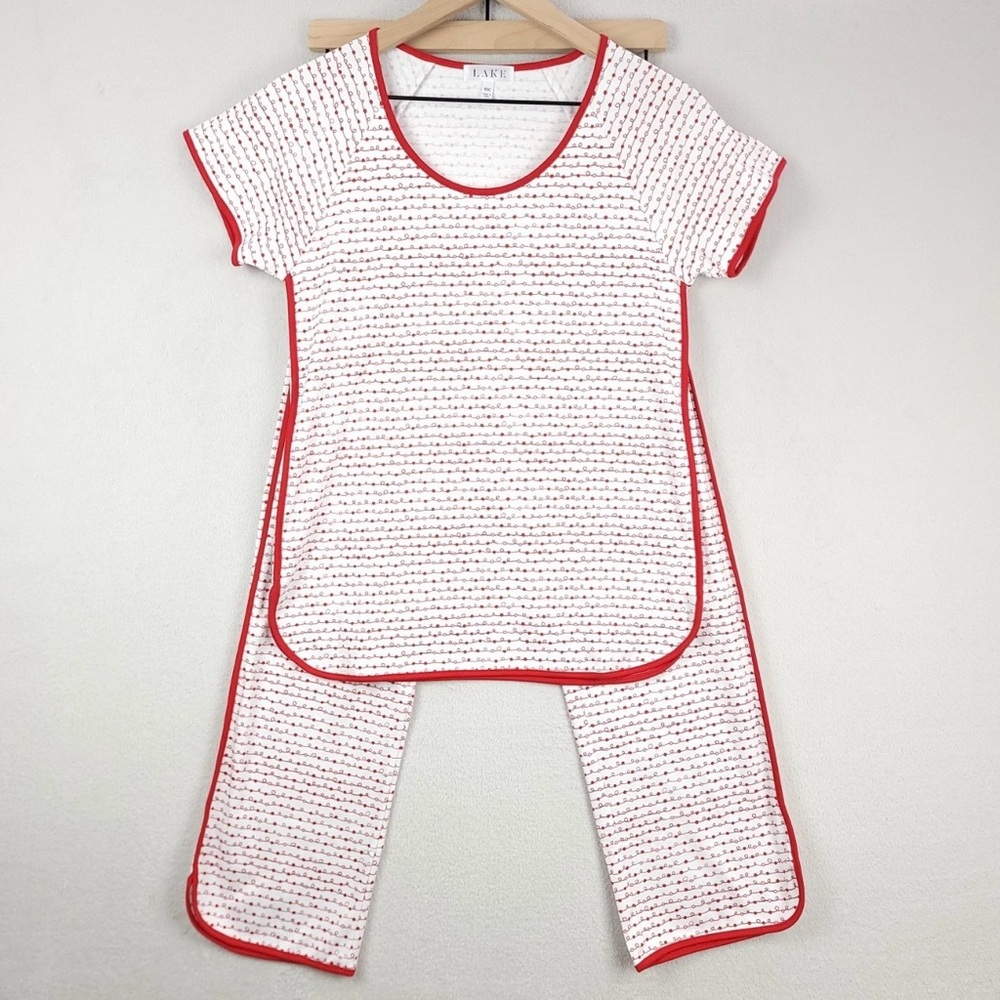 LAKE Holiday Collection: Classic Red Garland Set